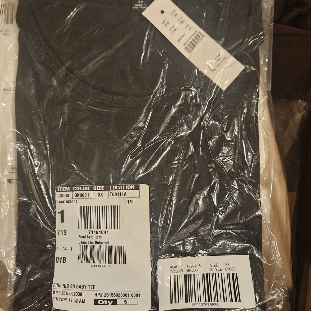 JCREW Classic Black Women's Top - Picture 4 of 4